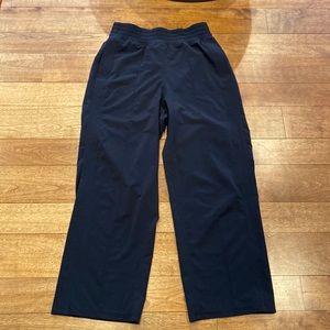 Lululemon Black Crop Pants Size 2
